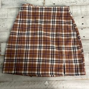 BRANDY MELVILLE SKIRT
